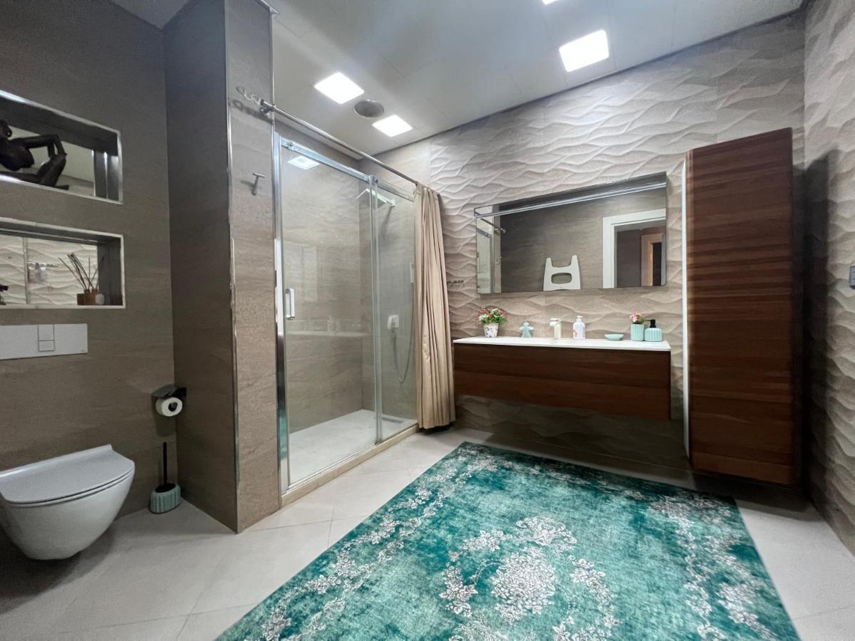 Megafun Luxury Family Apartment Bakoe Buitenkant foto
