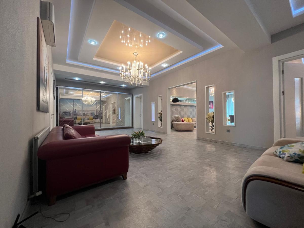 Megafun Luxury Family Apartment Bakoe Buitenkant foto