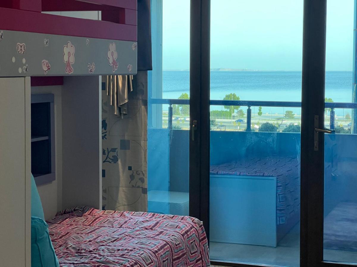 Megafun Luxury Family Apartment Bakoe Buitenkant foto