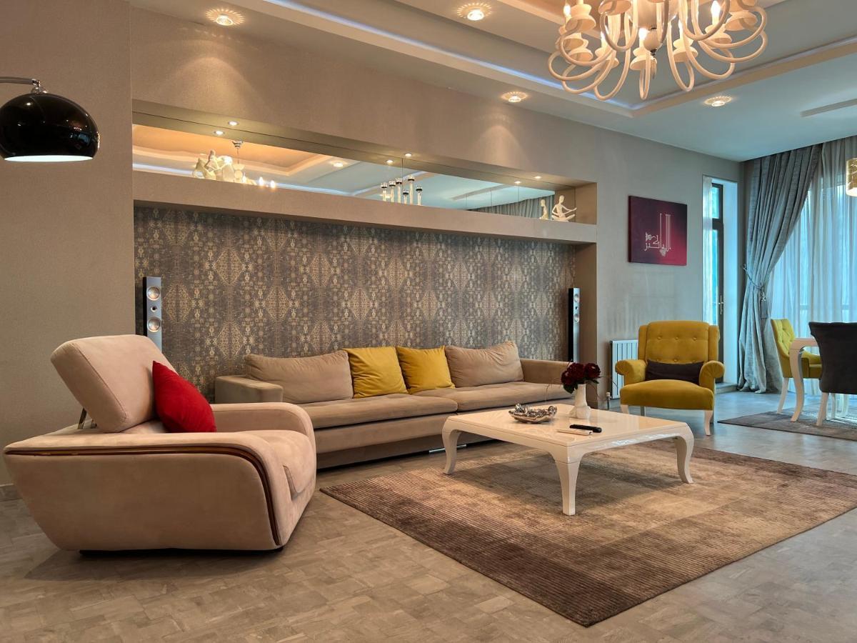 Megafun Luxury Family Apartment Bakoe Buitenkant foto
